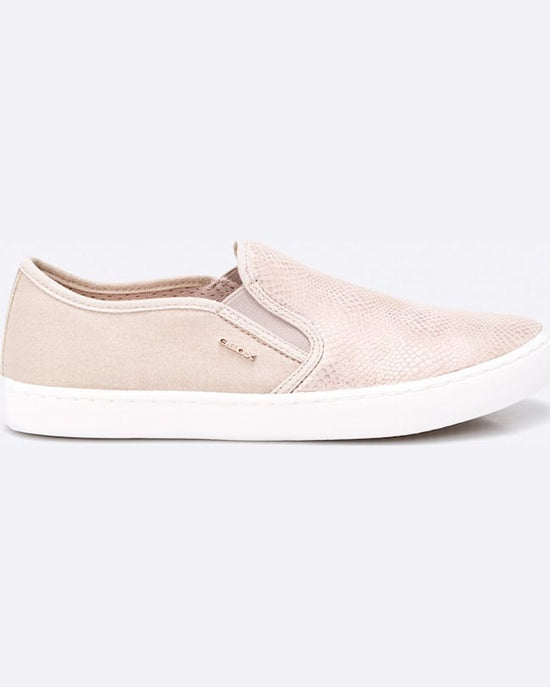 Pantofi Geox transparent