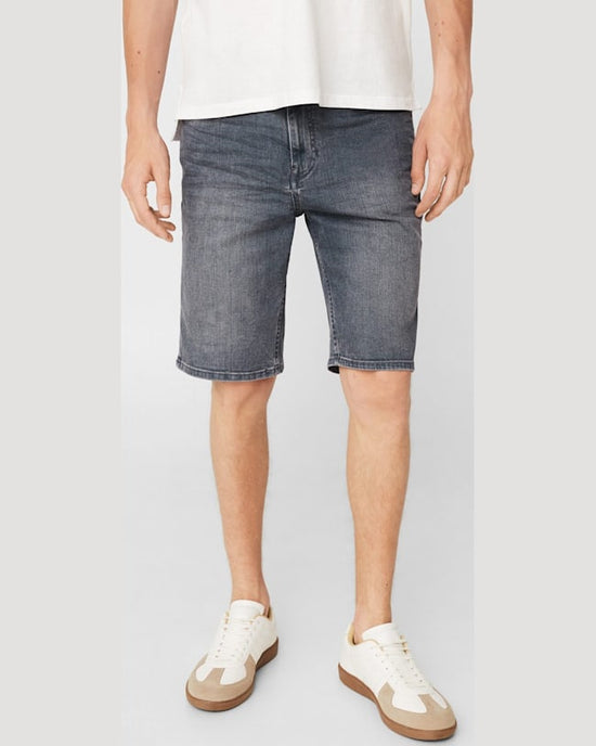 Pantaloni Mango scurti rock gri