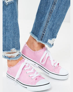 Tenisi Missguided roz