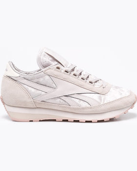 Pantofi Reebok aztec og crem