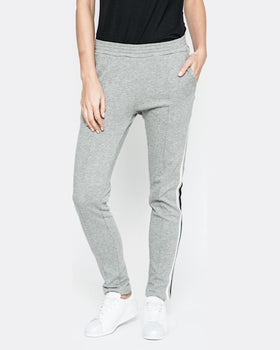 Pantaloni Vero Moda gri deschis
