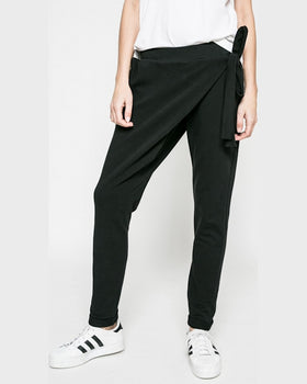 Pantaloni Answear sporty fusion negru