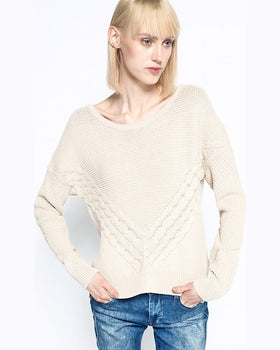 Pulover Review transparent