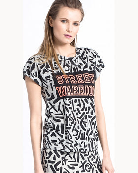 Top Noisy May graph gri deschis