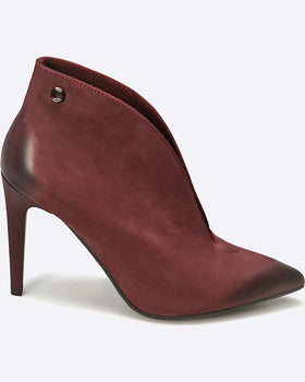 Botine Carinii mahon