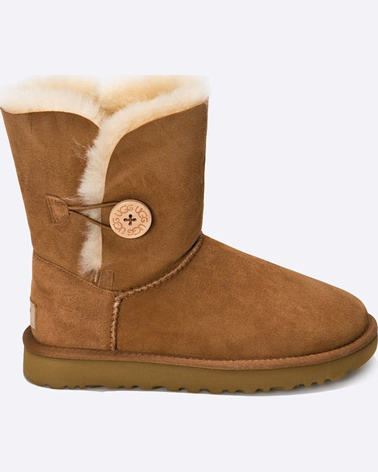 Pantofi UGG bailey button ii maro auriu