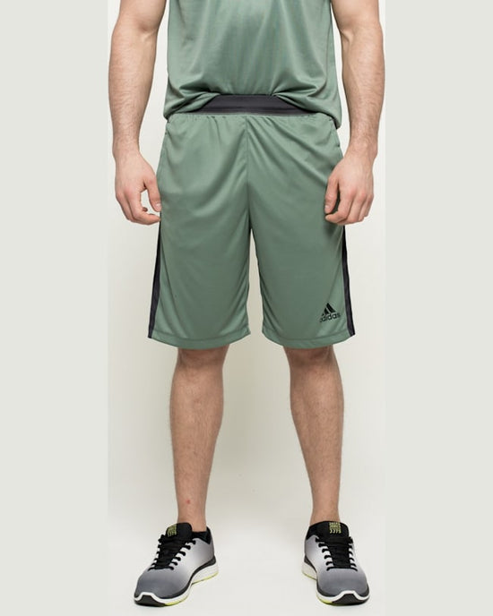 Pantaloni Adidas scurti verde