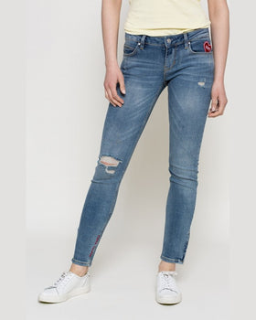 Jeansi Guess albastru spre gri
